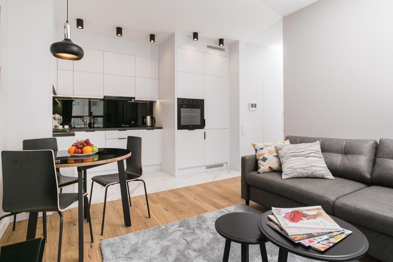 Luxury Apartments Mennica Residence - Golden Apartments - City Center Varsó Kültér fotó